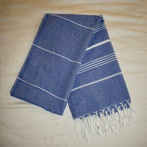 Turkish Blue & White Beach Towel / Picnic Blanket 70 x 37 inches